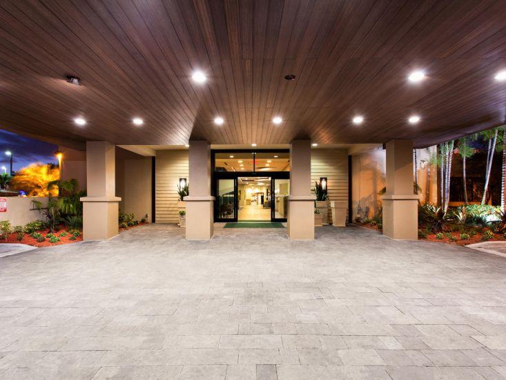 Holiday Inn Miami West - Airport Area, An Ihg Hotel Hialeah Gardens Exterior foto