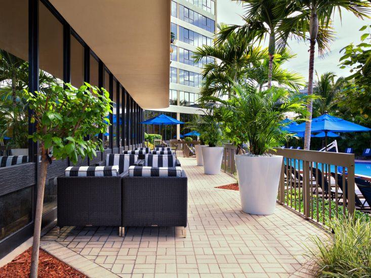 Holiday Inn Miami West - Airport Area, An Ihg Hotel Hialeah Gardens Exterior foto